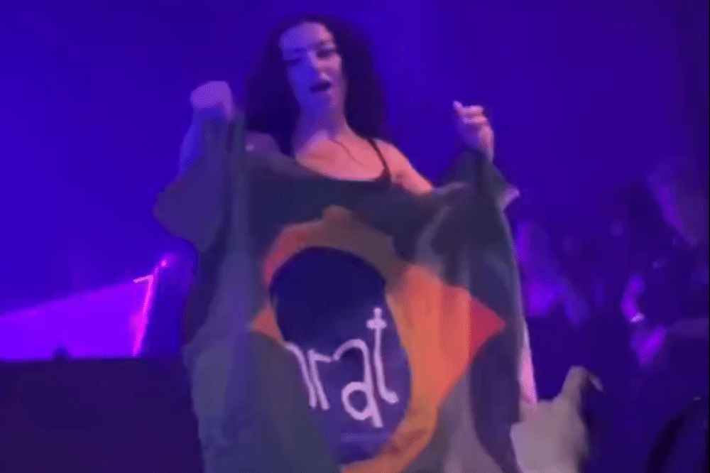 Charlie XCX agradece fãs brasileiros por energia ‘incomparável’