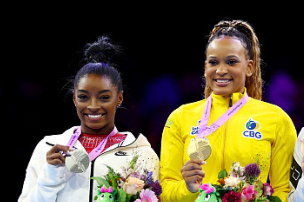 Os momentos de amizade e admiração entre Rebeca Andrade e Simone Biles