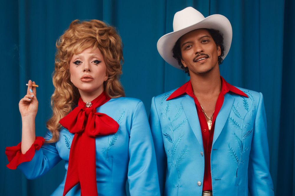 Lady Gaga e Bruno Mars anunciam parceria na música Die With a Smile